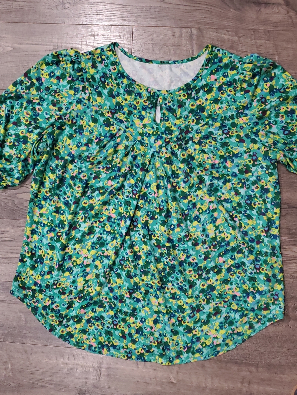 Women’s Floral Keyhole Blouse in Teal and Yellow